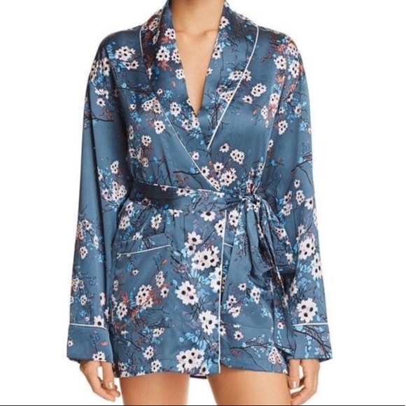 Sam Edelman Other - NWT Sam Edelman Blue Floral Robe